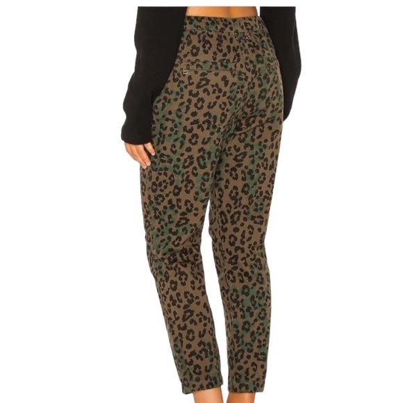 Pam & Gela Jaguar Leopard Jogger Pants Size Small - Picture 3 of 15